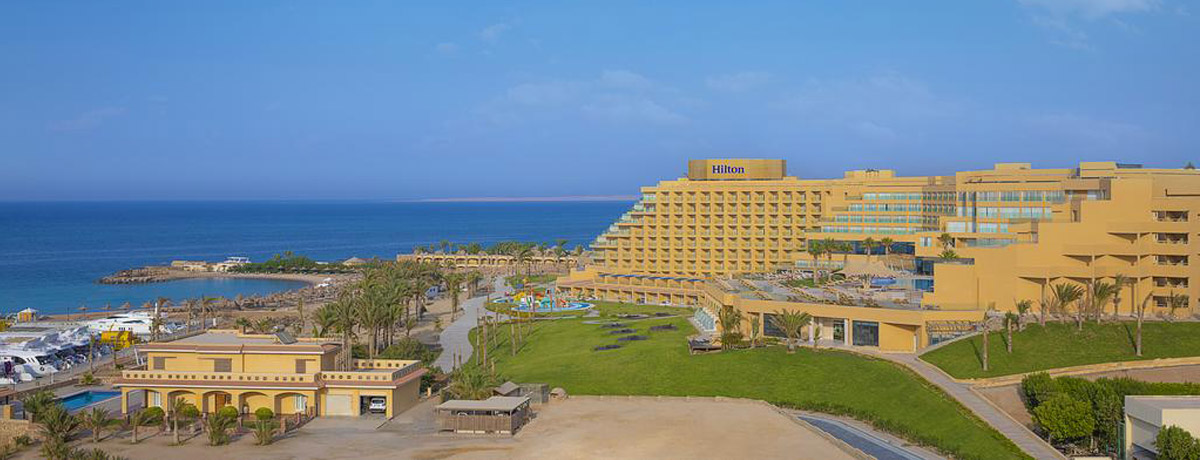 Туры в египет из новосибирска 2024. Отель Hilton Hurghada Plaza. Hilton Plaza 5 Египет Хургада.